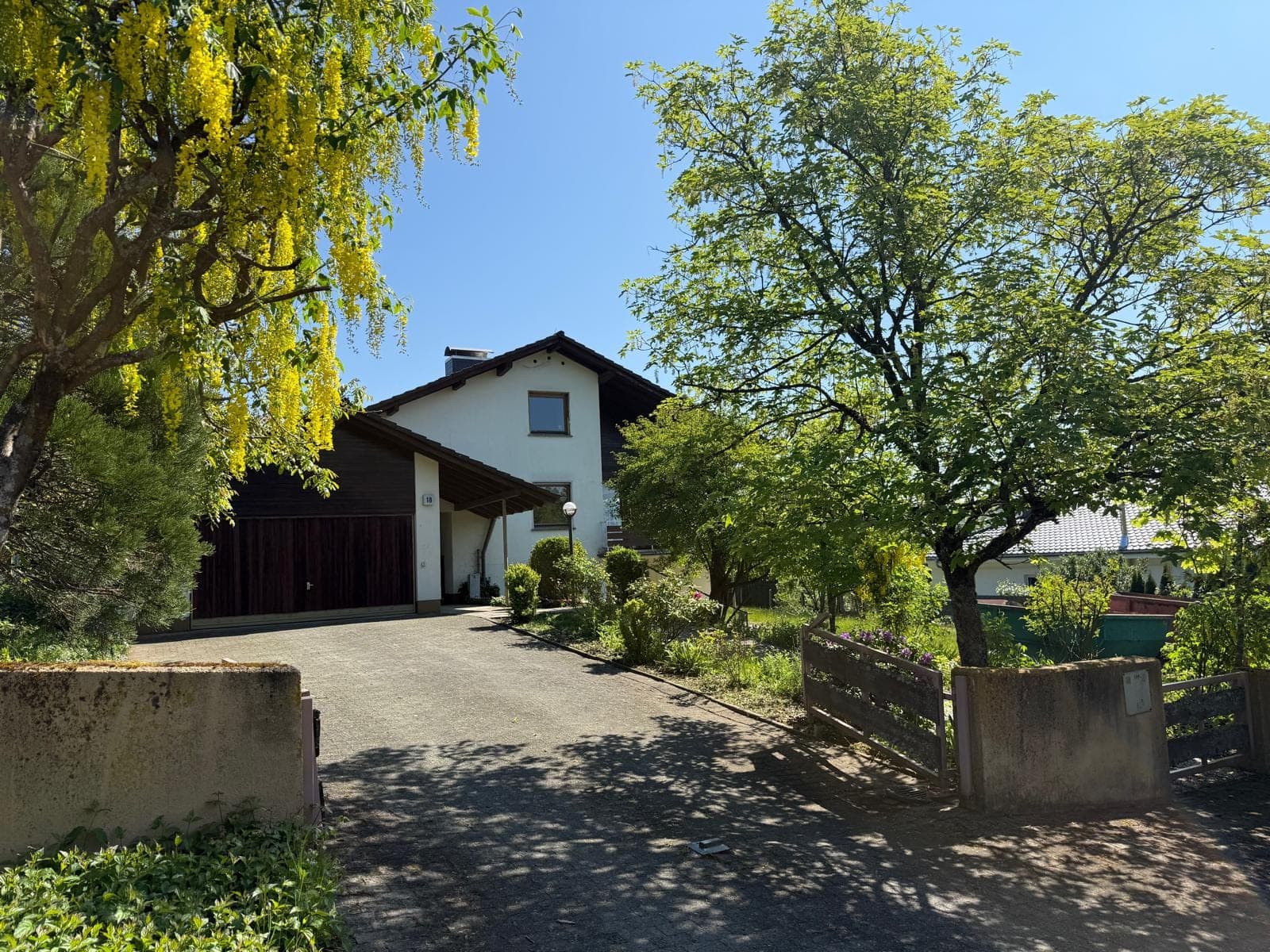 Hofzufahrt